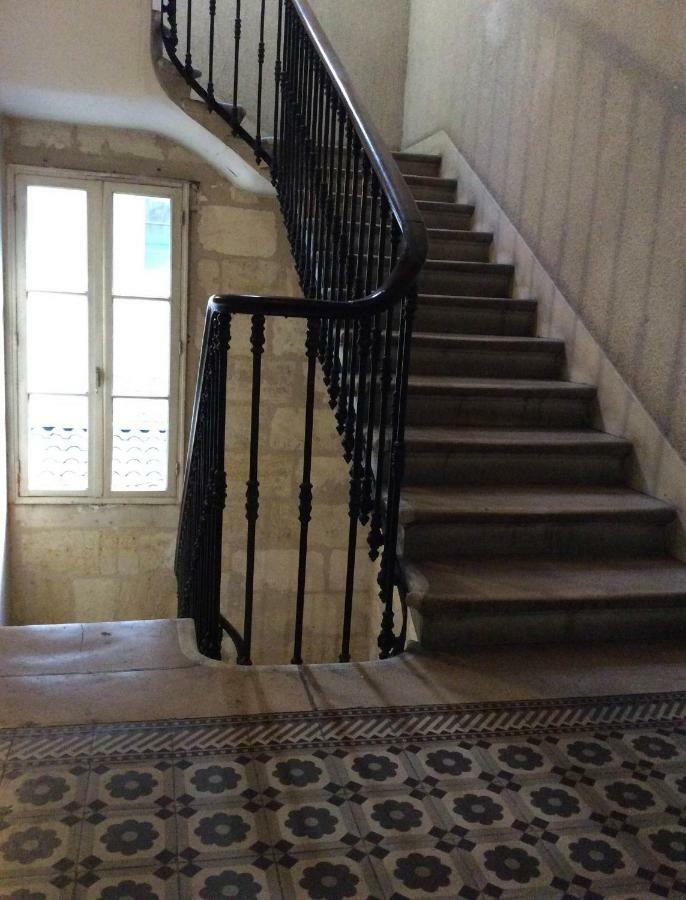 Appartement T1 Hyper Centre Place De La Victoire Bordeaux Bagian luar foto