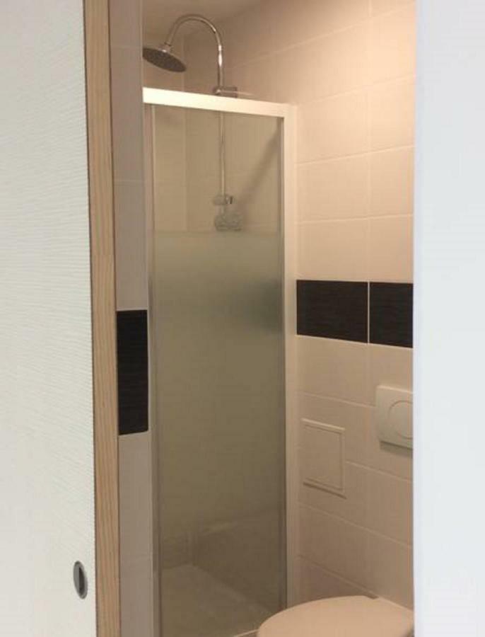Appartement T1 Hyper Centre Place De La Victoire Bordeaux Bagian luar foto
